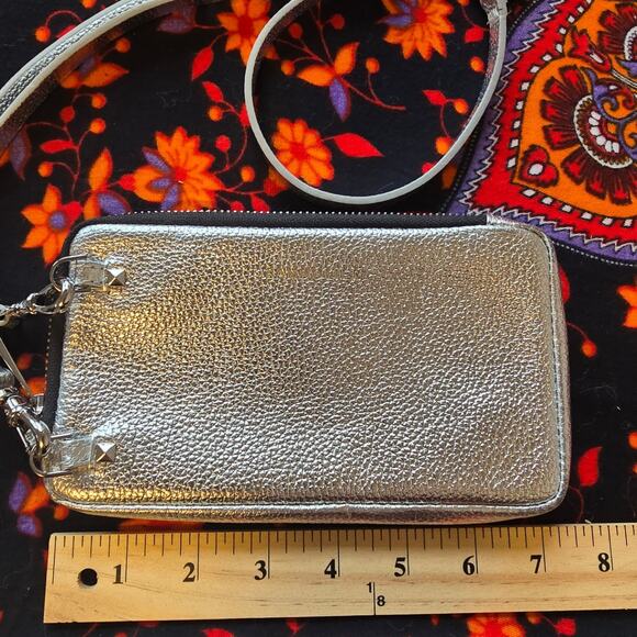 Bandolier silver mettallic CrossBody Phone Bag with Silver chain strap - Picture 3 of 7